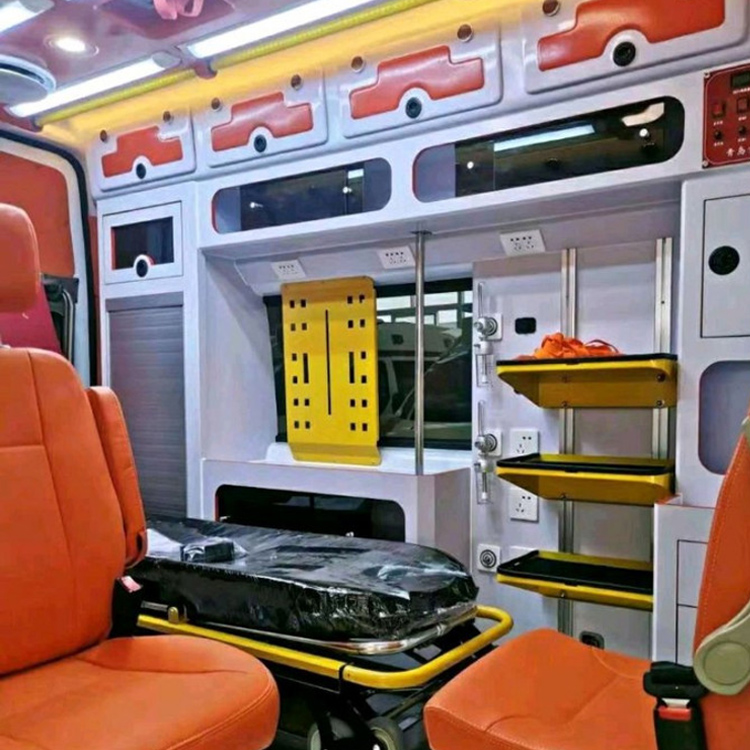 江陵长途救护车护送病人租赁价格